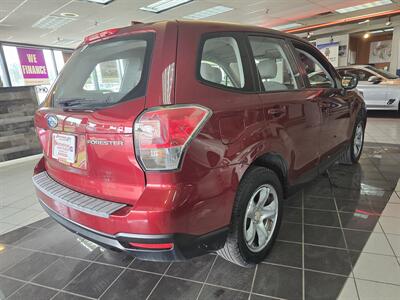 2018 Subaru Forester 2.5i 4DR WAGON AWD - Photo 4 - Hamilton, OH 45015