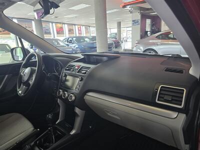 2018 Subaru Forester 2.5i 4DR WAGON AWD - Photo 13 - Hamilton, OH 45015