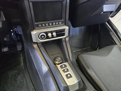 2023 POLARIS Sling Shot SLING SHOT   - Photo 9 - Hamilton, OH 45015