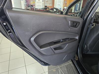 2017 Ford Fiesta SE 4DR SEDAN - Photo 10 - Hamilton, OH 45015