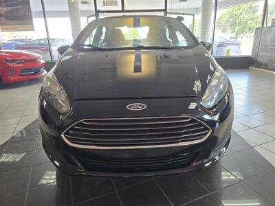 2017 Ford Fiesta SE 4DR SEDAN - Photo 2 - Hamilton, OH 45015
