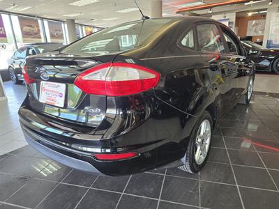 2017 Ford Fiesta SE 4DR SEDAN - Photo 4 - Hamilton, OH 45015