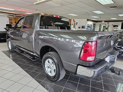 2018 RAM 1500 Express   - Photo 8 - Hamilton, OH 45015