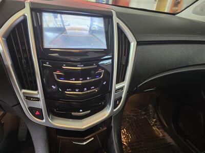 2015 Cadillac SRX Luxury Collection 4DR SUV   - Photo 19 - Hamilton, OH 45015