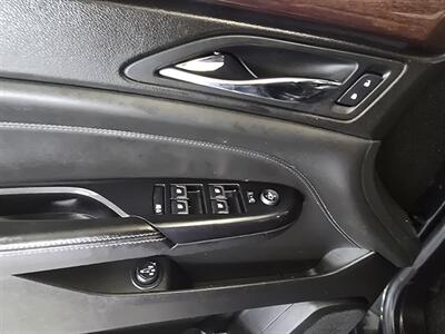 2015 Cadillac SRX Luxury Collection 4DR SUV   - Photo 16 - Hamilton, OH 45015