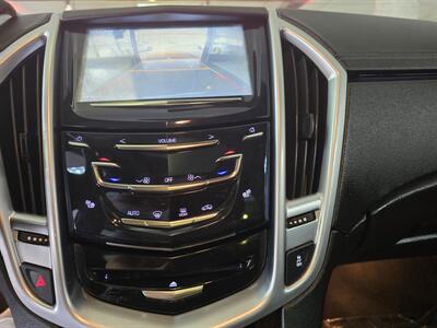 2015 Cadillac SRX Luxury Collection 4DR SUV   - Photo 20 - Hamilton, OH 45015