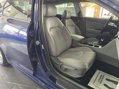 2018 Kia Optima EX 4DR SEDAN   - Photo 19 - Hamilton, OH 45015