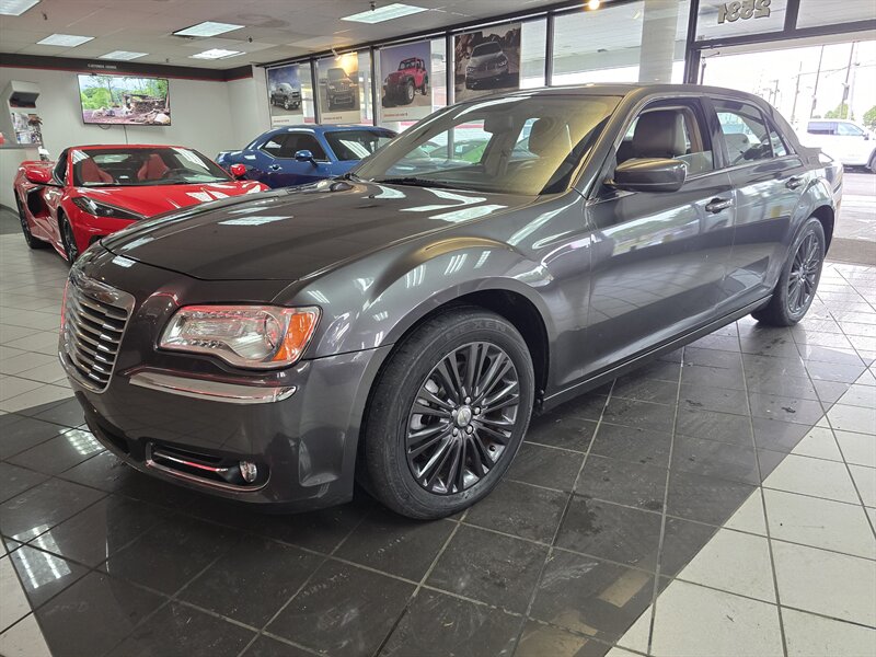 2013 Chrysler 300 Base