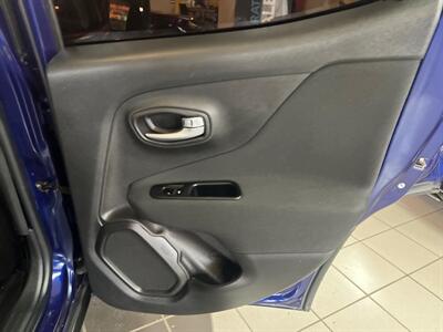 2020 Jeep Renegade Sport 4DR SUV   - Photo 25 - Hamilton, OH 45015