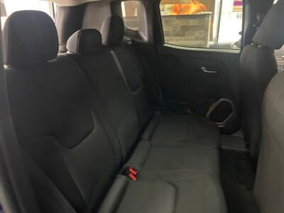 2020 Jeep Renegade Sport 4DR SUV   - Photo 24 - Hamilton, OH 45015