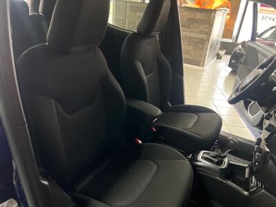 2020 Jeep Renegade Sport 4DR SUV   - Photo 27 - Hamilton, OH 45015