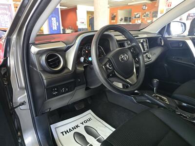 2013 Toyota RAV4 XLE 4DR SUV AWD   - Photo 7 - Hamilton, OH 45015