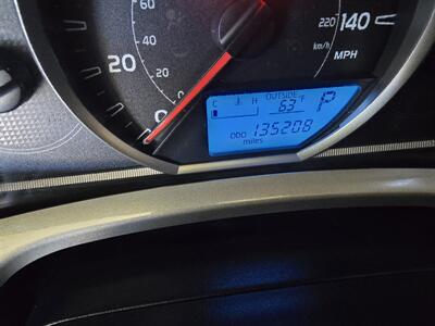 2013 Toyota RAV4 XLE 4DR SUV AWD   - Photo 24 - Hamilton, OH 45015