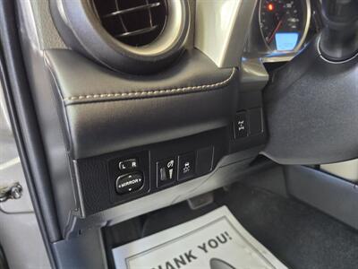 2013 Toyota RAV4 XLE 4DR SUV AWD   - Photo 17 - Hamilton, OH 45015