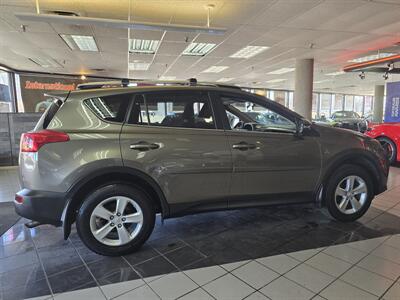 2013 Toyota RAV4 XLE 4DR SUV AWD   - Photo 3 - Hamilton, OH 45015