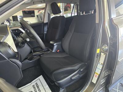 2013 Toyota RAV4 XLE 4DR SUV AWD   - Photo 8 - Hamilton, OH 45015