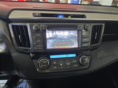 2013 Toyota RAV4 XLE 4DR SUV AWD   - Photo 20 - Hamilton, OH 45015