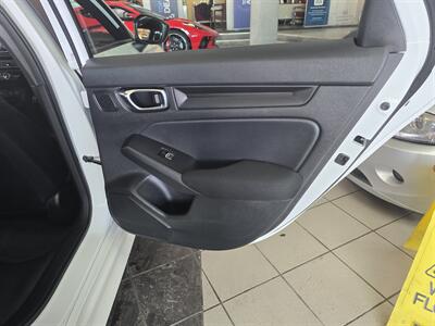 2022 Honda Civic Sport - Photo 15 - Hamilton, OH 45015