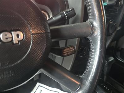 2007 Jeep Wrangler Sahara 4DR SUV 4X4   - Photo 22 - Hamilton, OH 45015