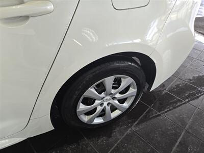 2020 Toyota Corolla LE 4DR SEDAN - Photo 27 - Hamilton, OH 45015