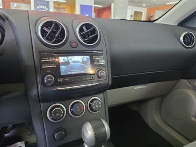 2015 Nissan Rogue S   - Photo 20 - Hamilton, OH 45015