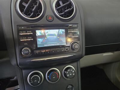 2015 Nissan Rogue S   - Photo 18 - Hamilton, OH 45015