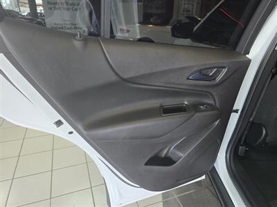 2020 Chevrolet Equinox LT 4DR SUV w/1LT - Photo 10 - Hamilton, OH 45015