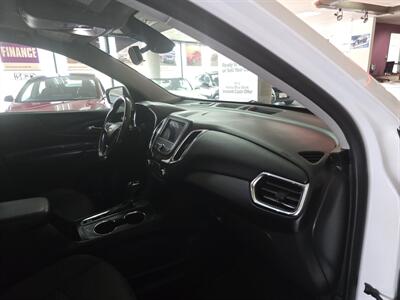 2020 Chevrolet Equinox LT 4DR SUV w/1LT - Photo 13 - Hamilton, OH 45015
