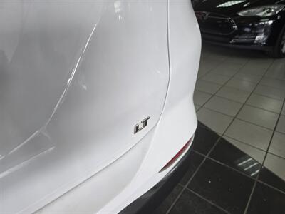 2020 Chevrolet Equinox LT 4DR SUV w/1LT - Photo 32 - Hamilton, OH 45015