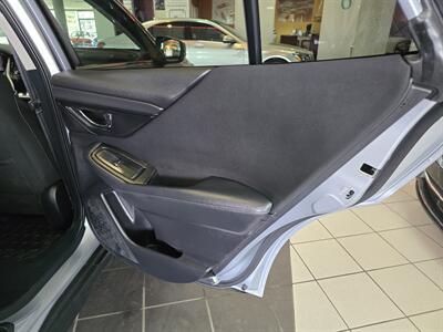 2021 Subaru Outback Premium   - Photo 15 - Hamilton, OH 45015