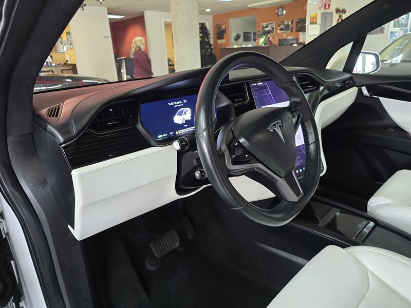 2021 Tesla Model X Long Range Plus 4DR SUV AWD photo