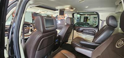 2011 Cadillac Escalade Platinum Edition 4DR SUV AWD   - Photo 23 - Hamilton, OH 45015