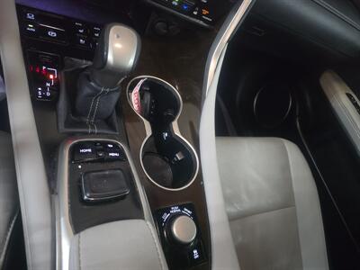 2017 Lexus RX Base 4DR SUV - Photo 20 - Hamilton, OH 45015