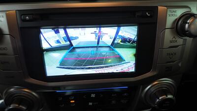 2016 Toyota 4Runner Limited 4DR SUV 4X4   - Photo 17 - Hamilton, OH 45015