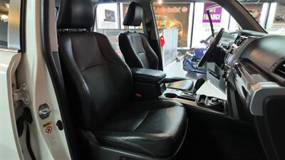 2016 Toyota 4Runner Limited 4DR SUV 4X4   - Photo 32 - Hamilton, OH 45015