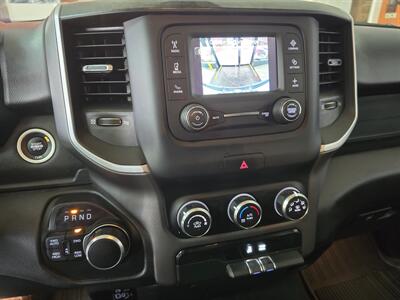 2020 RAM 1500 Big Horn/CREW CAB/HEMI/4X4   - Photo 18 - Hamilton, OH 45015