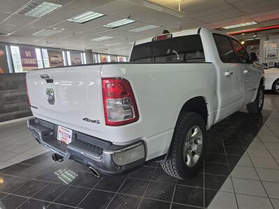 2020 RAM 1500 Big Horn/CREW CAB/HEMI/4X4   - Photo 4 - Hamilton, OH 45015