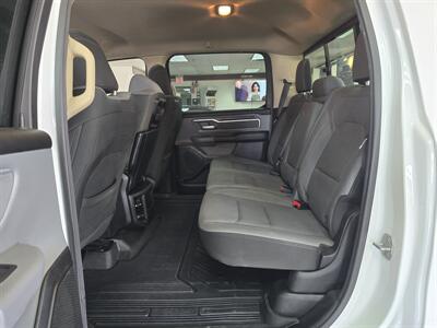 2020 RAM 1500 Big Horn/CREW CAB/HEMI/4X4   - Photo 11 - Hamilton, OH 45015