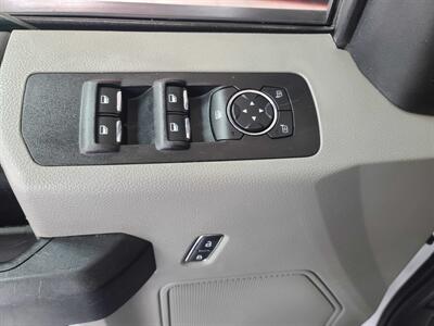2017 Ford F-150 XL EXTENDED CAB 4X4/V6   - Photo 19 - Hamilton, OH 45015