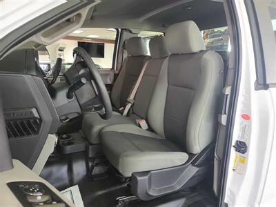 2017 Ford F-150 XL EXTENDED CAB 4X4/V6   - Photo 11 - Hamilton, OH 45015