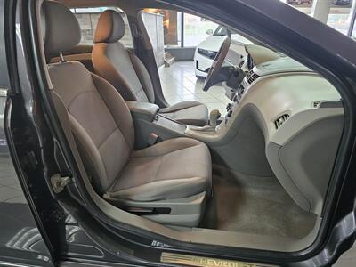 2011 Chevrolet Malibu LT 4DR SEDAN - Photo 20 - Hamilton, OH 45015