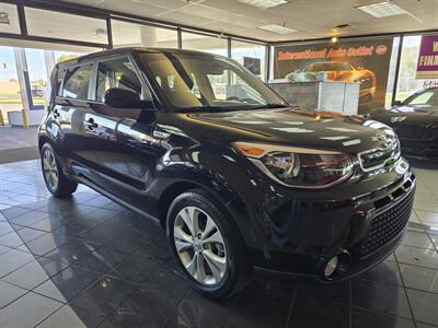 2016 Kia Soul + 4DR CROSSOVER   - Photo 3 - Hamilton, OH 45015