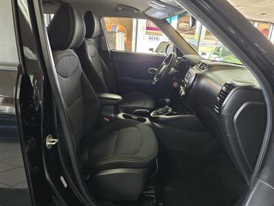 2016 Kia Soul + 4DR CROSSOVER   - Photo 14 - Hamilton, OH 45015