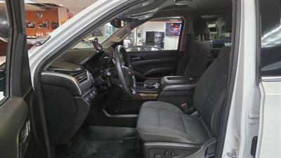 2019 Chevrolet Tahoe Special Service - Photo 9 - Hamilton, OH 45015
