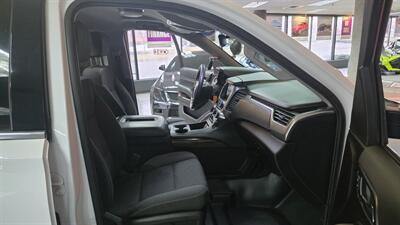 2019 Chevrolet Tahoe Special Service - Photo 24 - Hamilton, OH 45015