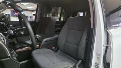 2019 Chevrolet Tahoe Special Service - Photo 10 - Hamilton, OH 45015