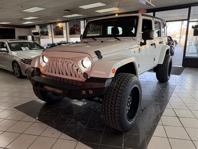 2018 Jeep Wrangler JK UNLIMITED SAHARA 4DR SUV 4X4   - Photo 1 - Hamilton, OH 45015