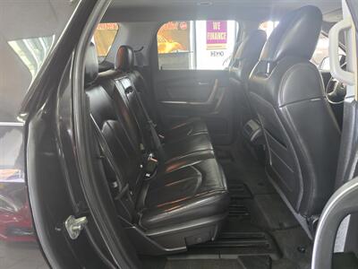 2009 GMC Acadia SLT-1 4DR SUV AWD   - Photo 17 - Hamilton, OH 45015