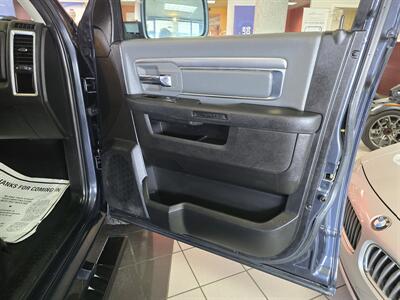 2021 RAM 1500 SLT CREW CAB   - Photo 13 - Hamilton, OH 45015