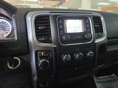 2021 RAM 1500 SLT CREW CAB   - Photo 21 - Hamilton, OH 45015